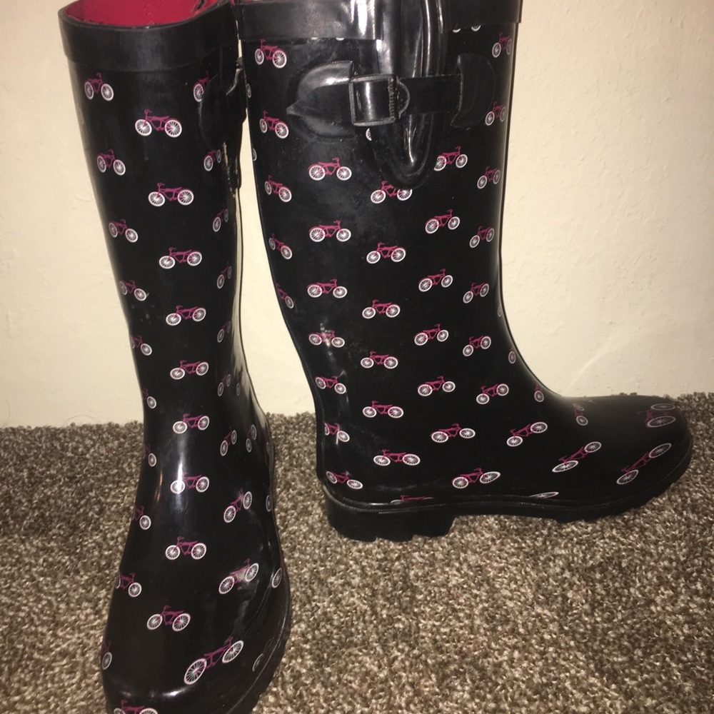 Rain boots